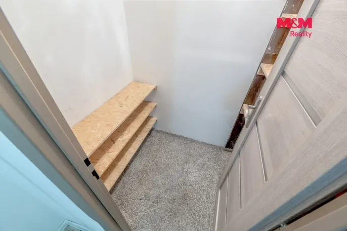 Pronájem bytu 2+kk, Děčín - Děčín XXXII-Boletice nad Labem, V Sídlišti, 42 m2