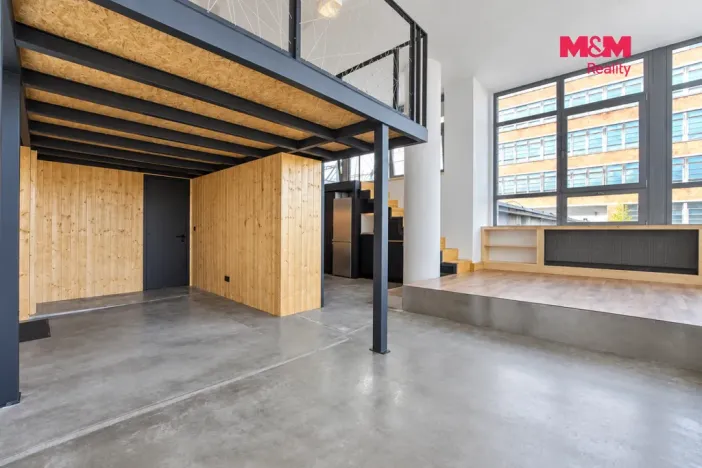 Prodej bytu 1+kk, Zlín, J. A. Bati, 100 m2
