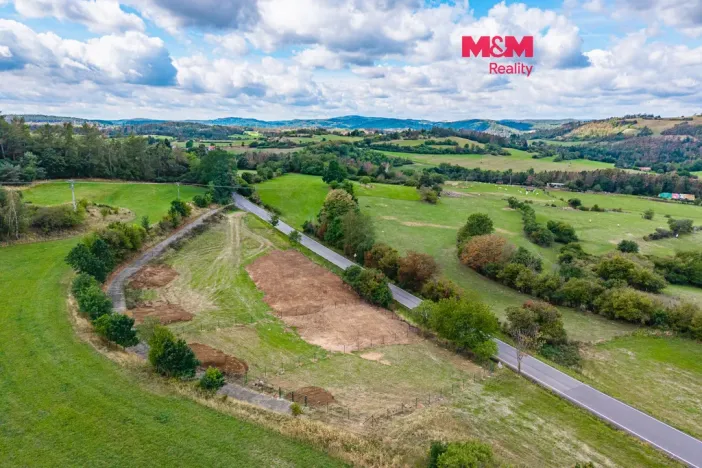 Pronájem zahrady, Milešov, 770 m2