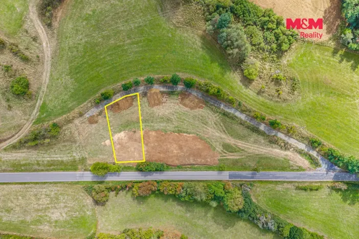 Pronájem zahrady, Milešov, 770 m2