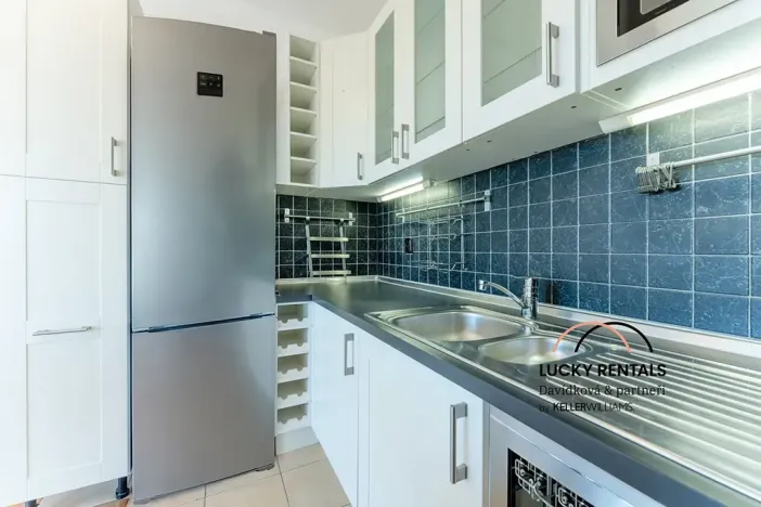 Pronájem bytu 3+kk, Praha - Střížkov, Jitravská, 97 m2