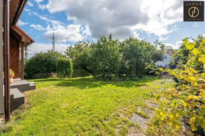 Prodej rodinného domu, Pečky, Pečecká, 102 m2