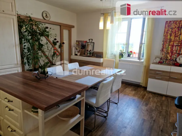 Prodej rodinného domu, Zlatá Koruna - Plešovice, 334 m2