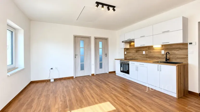Pronájem bytu 3+kk, Kestřany, 50 m2