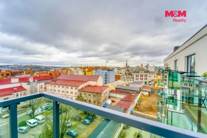 Pronájem bytu 2+kk, Plzeň - Jižní Předměstí, Poděbradova, 44 m2