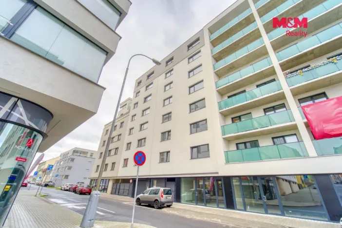 Pronájem bytu 2+kk, Plzeň - Jižní Předměstí, Poděbradova, 44 m2