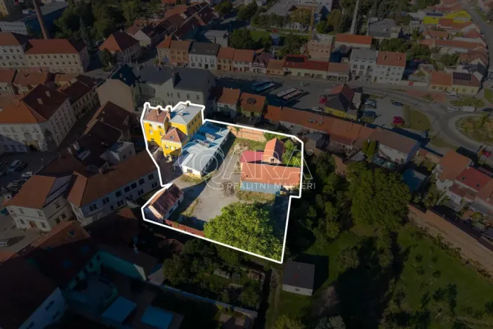 Prodej výrobních prostor, Ivančice, Palackého náměstí, 1196 m2