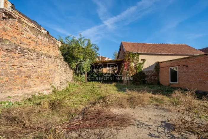 Prodej výrobních prostor, Ivančice, Palackého náměstí, 1196 m2