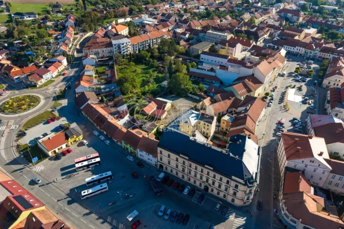 Prodej výrobních prostor, Ivančice, Palackého náměstí, 1196 m2