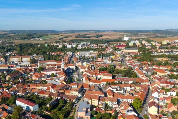 Prodej výrobních prostor, Ivančice, Palackého náměstí, 1196 m2
