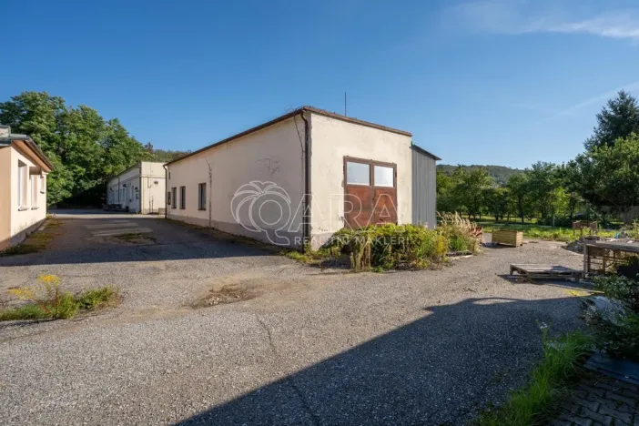 Prodej výrobních prostor, Ivančice, Kounická, 1474 m2
