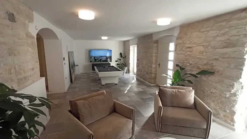 Prodej vily, Pula, Chorvatsko, 350 m2