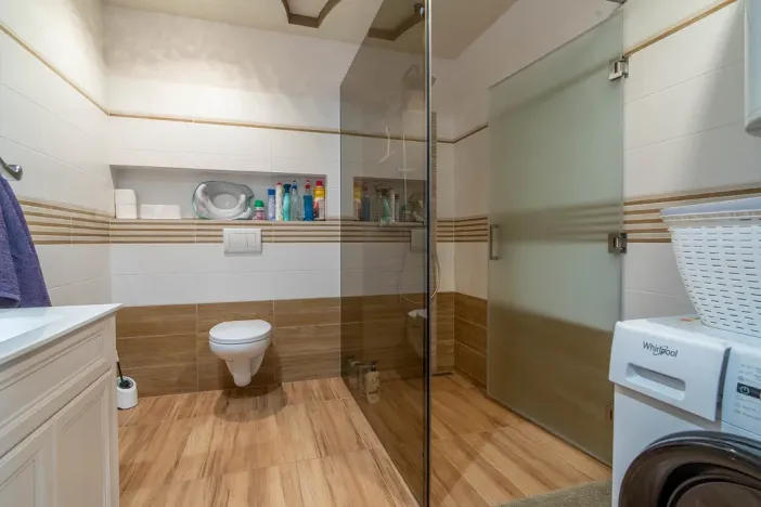 Prodej rodinného domu, Stará Paka - Roškopov, 216 m2