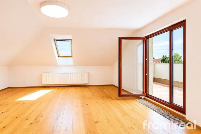 Prodej rodinného domu, Ohrobec, Krátká, 400 m2