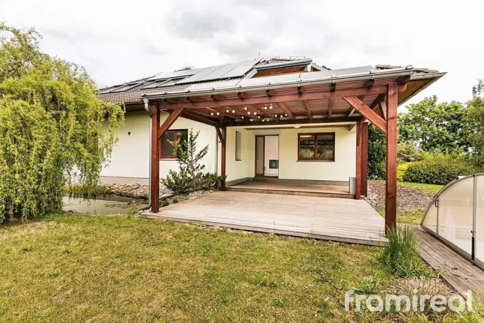 Prodej rodinného domu, Ohrobec, Krátká, 400 m2