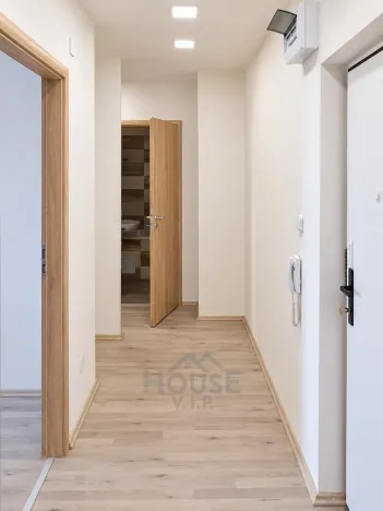 Prodej bytu 2+1, Praha - Letňany, Tupolevova, 52 m2