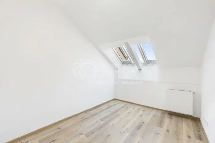 Pronájem bytu 3+kk, Praha - Vinohrady, Římská, 74 m2