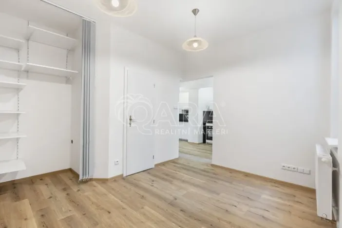 Pronájem bytu 3+kk, Praha - Vinohrady, Římská, 74 m2