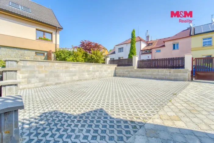 Pronájem bytu 2+1, Plzeň - Doudlevce, Šípková, 88 m2