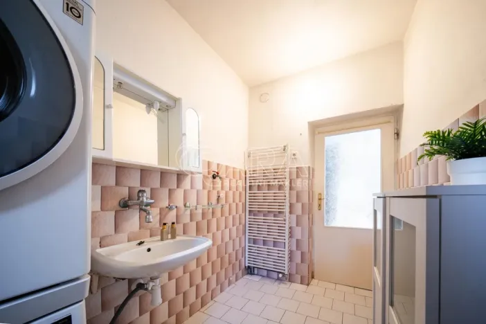 Pronájem rodinného domu, Slatiňany, Staré náměstí, 250 m2
