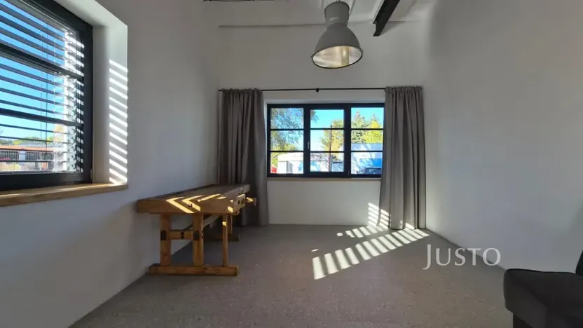 Pronájem kanceláře, Písek, Za Nádražím, 85 m2