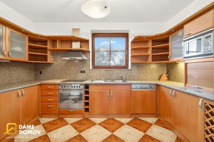 Prodej rodinného domu, Zlín, 250 m2