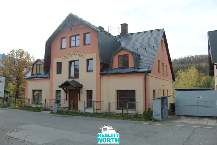 Prodej podílu 1/2 rodinného domu, Hejnice, Klášterní, 690 m2