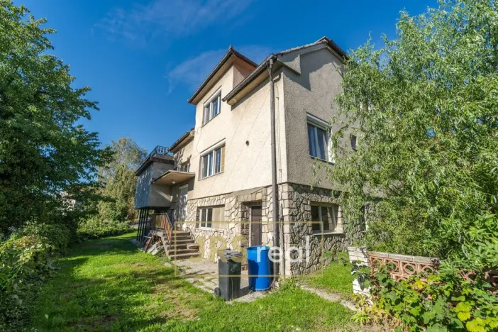 Prodej činžovního domu, Týnec, 312 m2