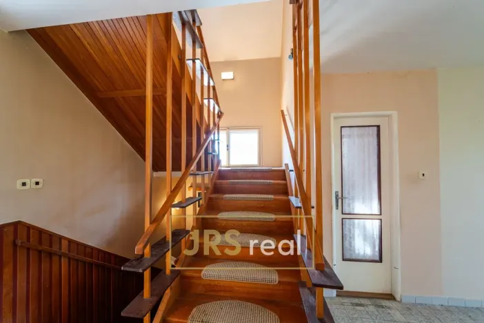 Prodej činžovního domu, Týnec, 312 m2