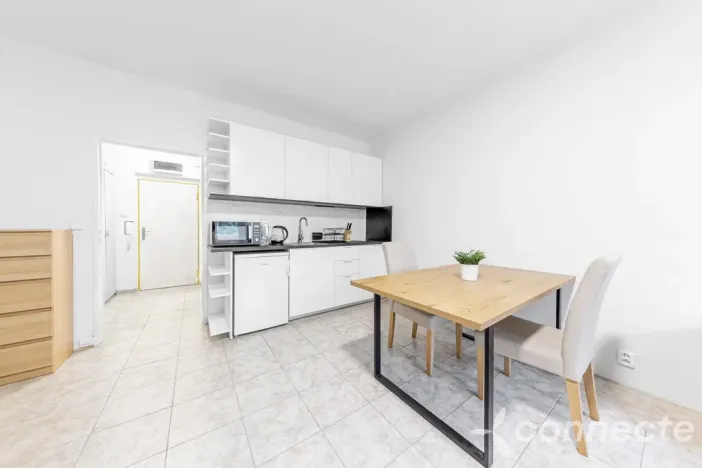 Prodej bytu 1+kk, Praha - Zbraslav, Spojařů, 32 m2
