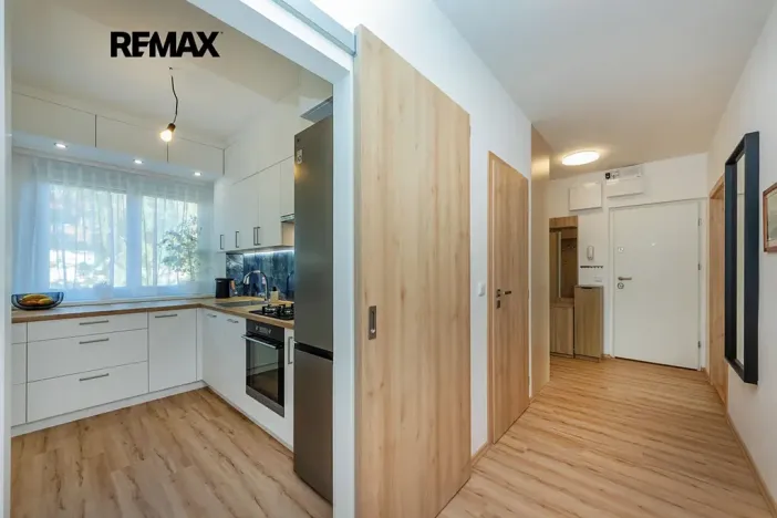 Prodej bytu 3+kk, Praha - Kobylisy, Horňátecká, 78 m2