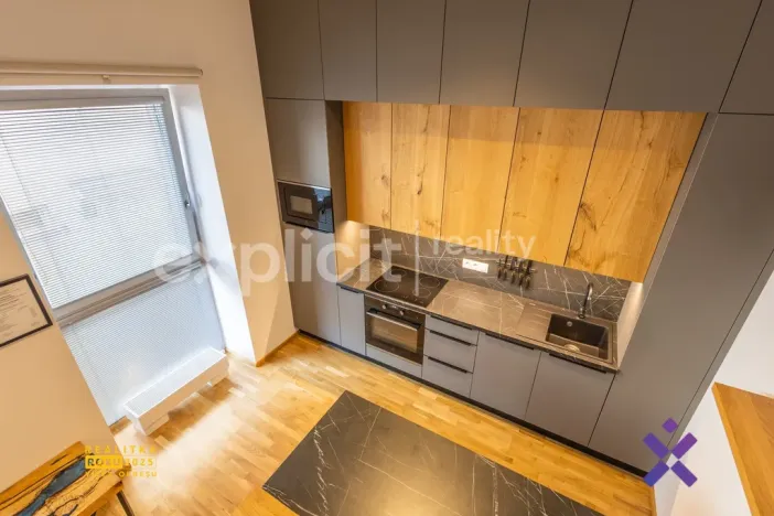 Pronájem bytu 1+kk, Zlín, Lorencova, 28 m2