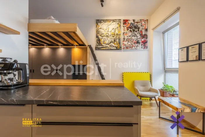 Pronájem bytu 1+kk, Zlín, Lorencova, 28 m2