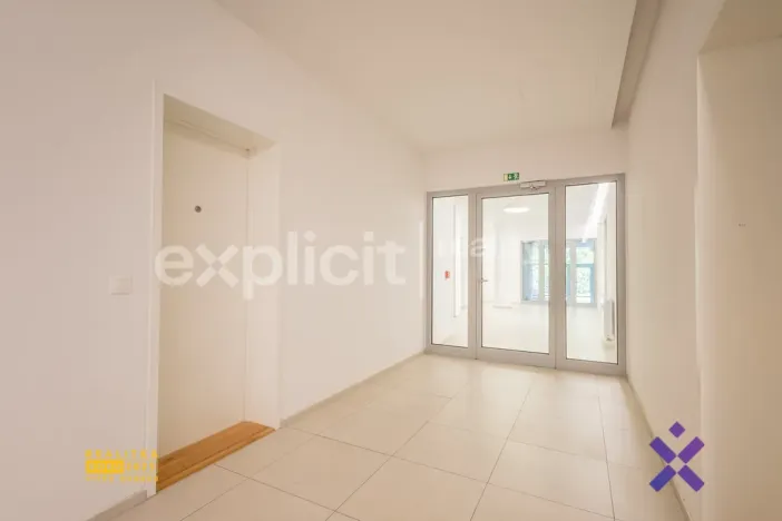 Pronájem bytu 1+kk, Zlín, Lorencova, 28 m2