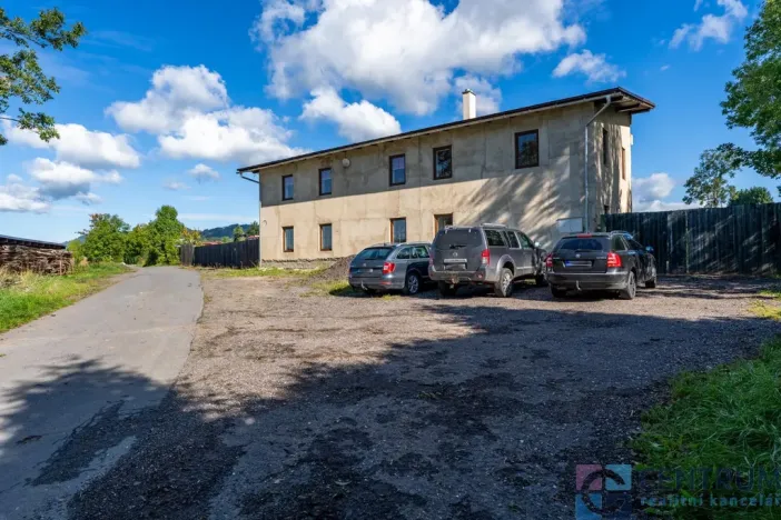 Prodej vícegeneračního domu, Veselá, 265 m2