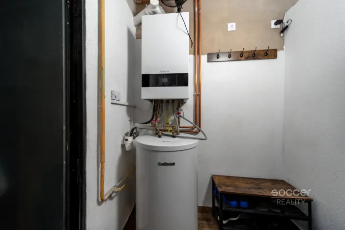 Pronájem obchodního prostoru, Praha - Kobylisy, Čimická, 120 m2