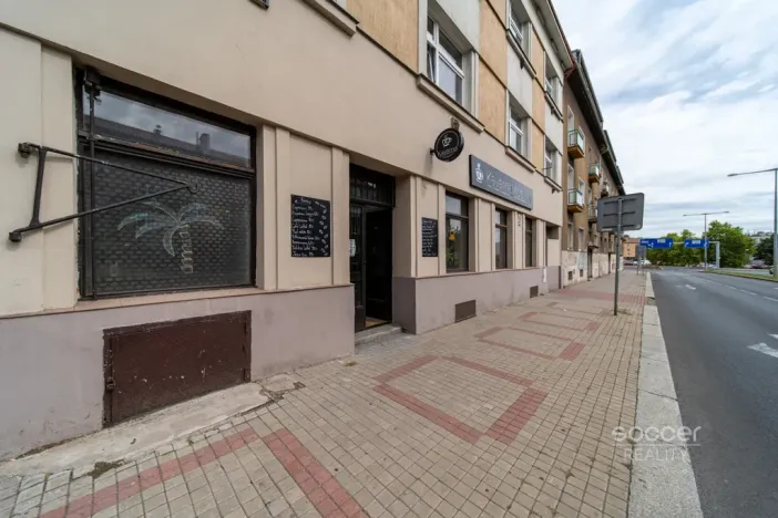 Pronájem obchodního prostoru, Praha - Kobylisy, Čimická, 120 m2