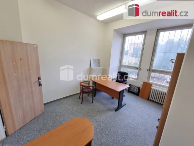 Pronájem kanceláře, Kralupy nad Vltavou - Lobeček, 15 m2