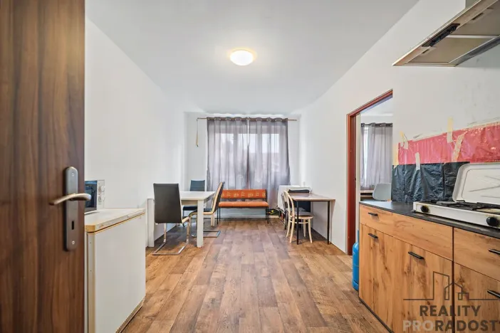 Pronájem pokoje, Sezemice, 30 m2