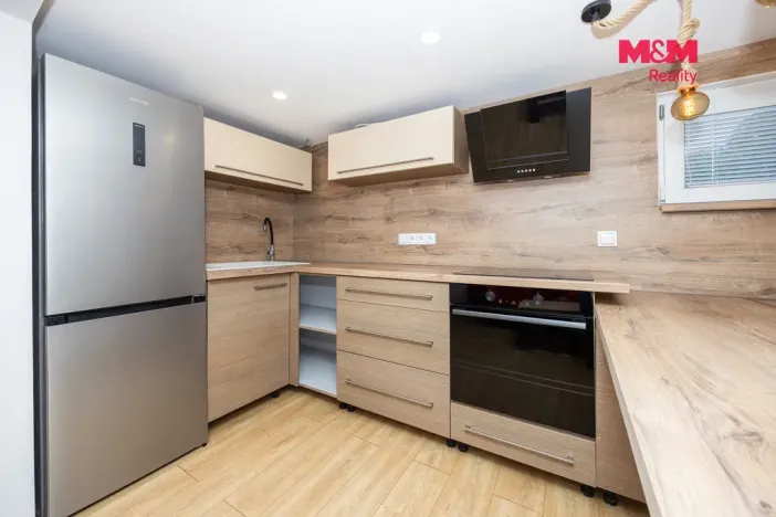 Prodej chaty, Sezemice - Lukovna, 75 m2