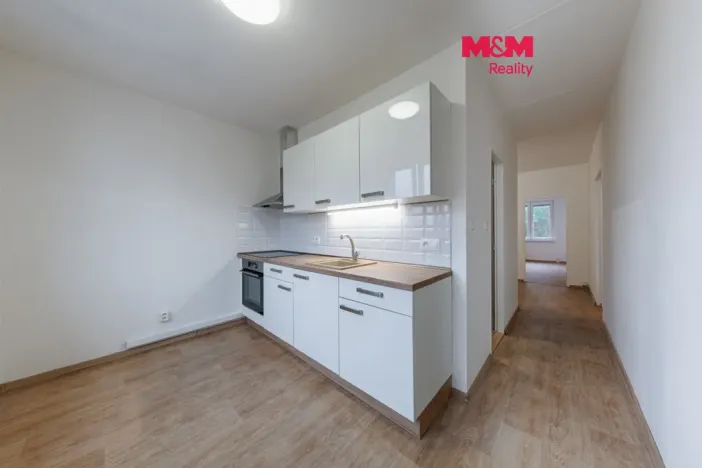 Prodej bytu 2+1, Ostrov, Lidická, 61 m2