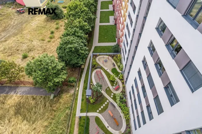 Pronájem bytu 2+kk, Praha - Kamýk, Zimova, 58 m2