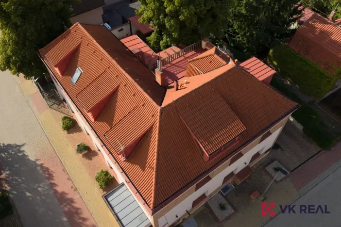 Prodej činžovního domu, Praha - Horní Počernice, Rožnovská, 569 m2