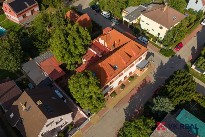 Prodej činžovního domu, Praha - Horní Počernice, Rožnovská, 569 m2