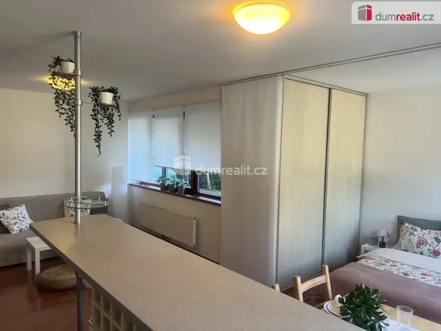 Pronájem bytu 1+kk, Praha - Ďáblice, Hořínecká, 48 m2