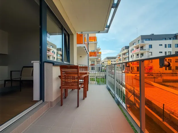 Pronájem bytu 2+kk, Praha - Dolní Chabry, Za Pískovnou, 50 m2