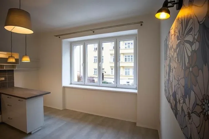 Pronájem bytu 2+kk, Praha - Podolí, Na Zlatnici, 54 m2