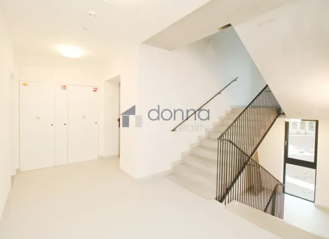 Prodej bytu 1+kk, Praha, Šiklové, 39 m2