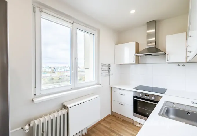 Pronájem bytu 2+1, Praha - Záběhlice, Želivecká, 55 m2
