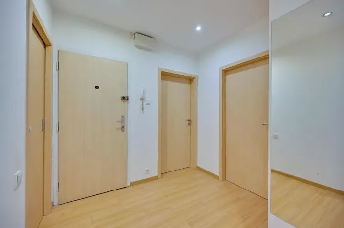 Pronájem bytu 2+1, Olomouc, Kmochova, 55 m2